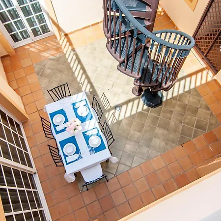 Apartment Luxury 3 Bedroom With Sea View Solarium